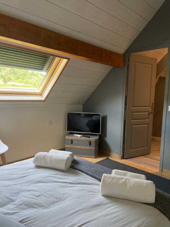 Bed and Breakfast Domaine Des Pierres Trouvees Saint-Vincent  Exterior foto